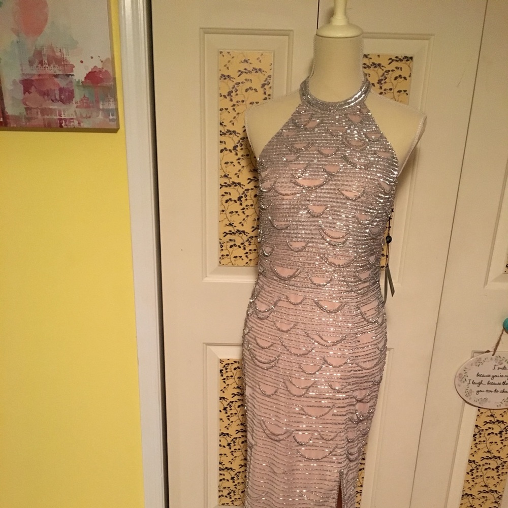 NWT Adrianna Papell Gown size 6